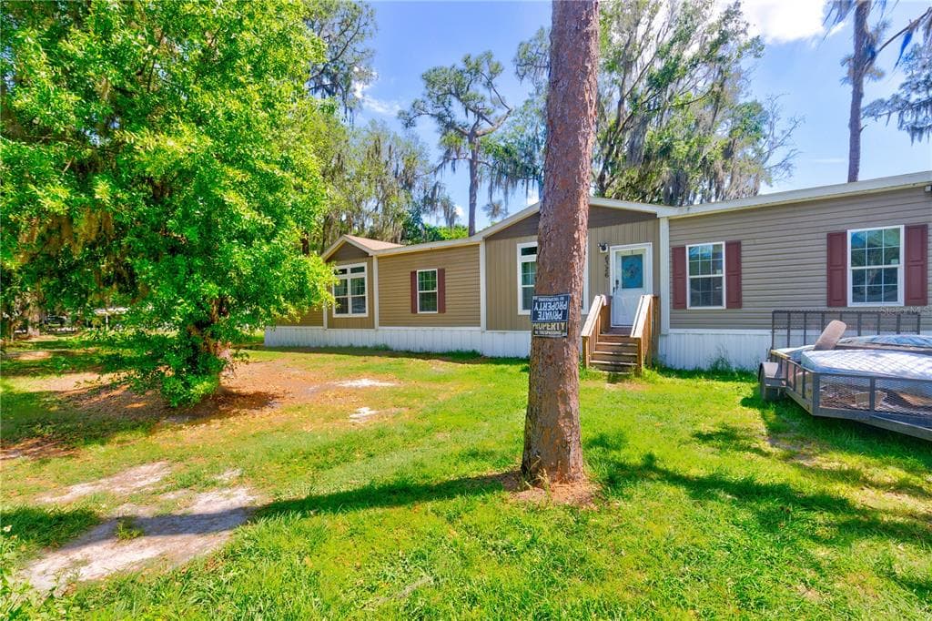 6326 PINEWOOD VILLAGE CIRCLE E LAKELAND, FL 33811