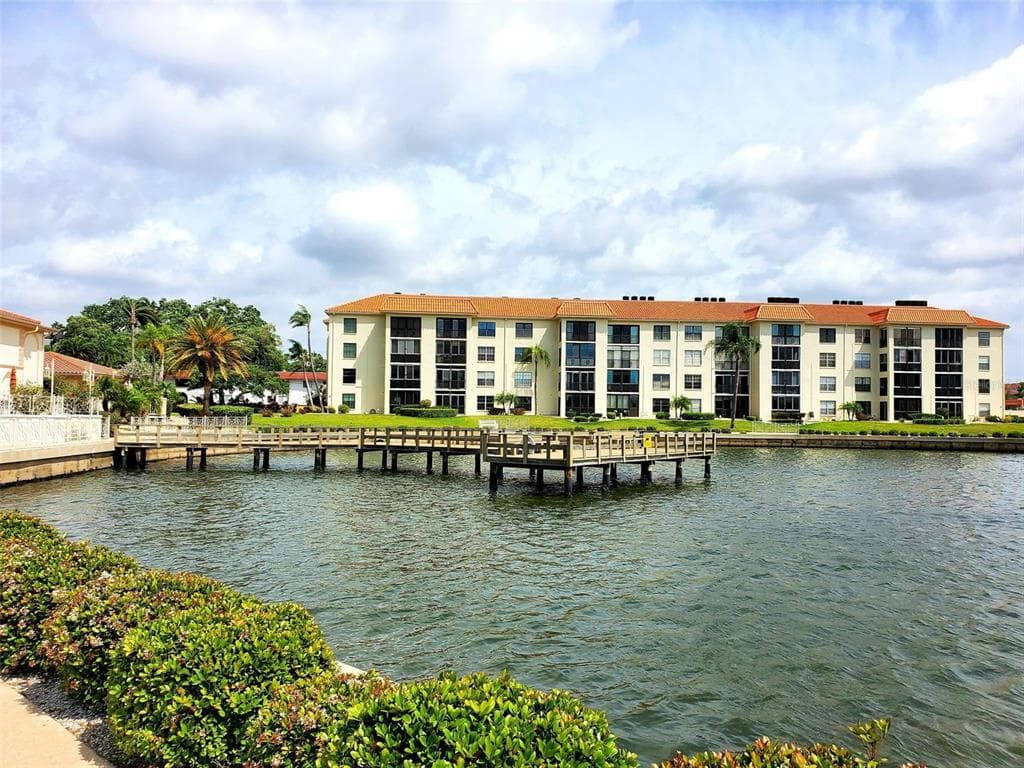 19029 US HIGHWAY 19 N UNIT 4-10 CLEARWATER, FL 33764