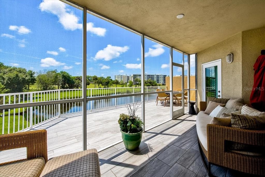 960 STARKEY ROAD UNIT 8101 LARGO, FL 33771