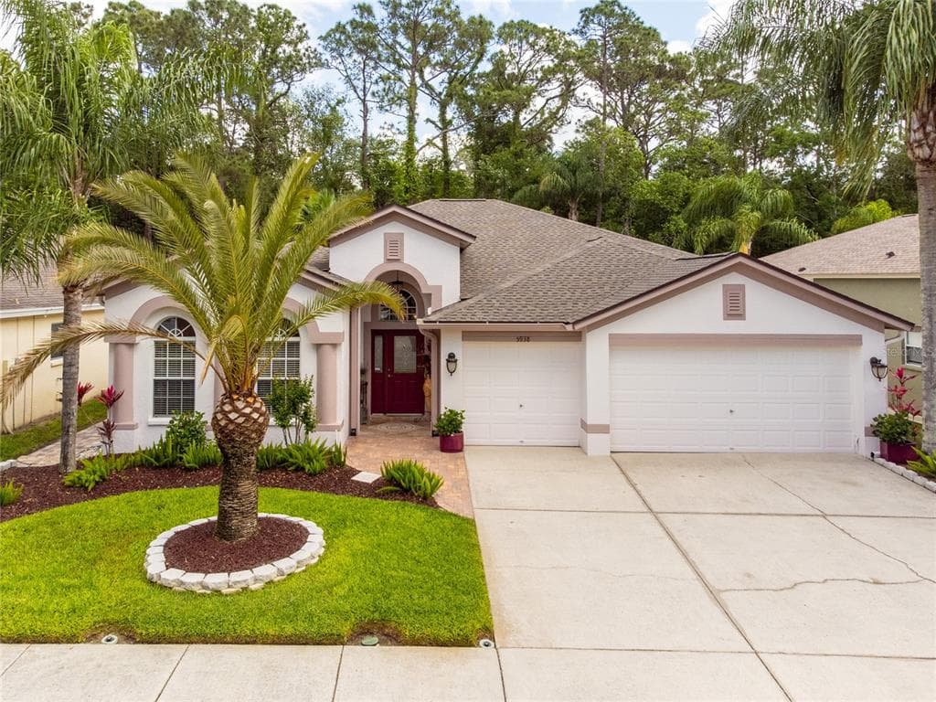 5938 BRAMBLE BUSH COURT ZEPHYRHILLS, FL 33541