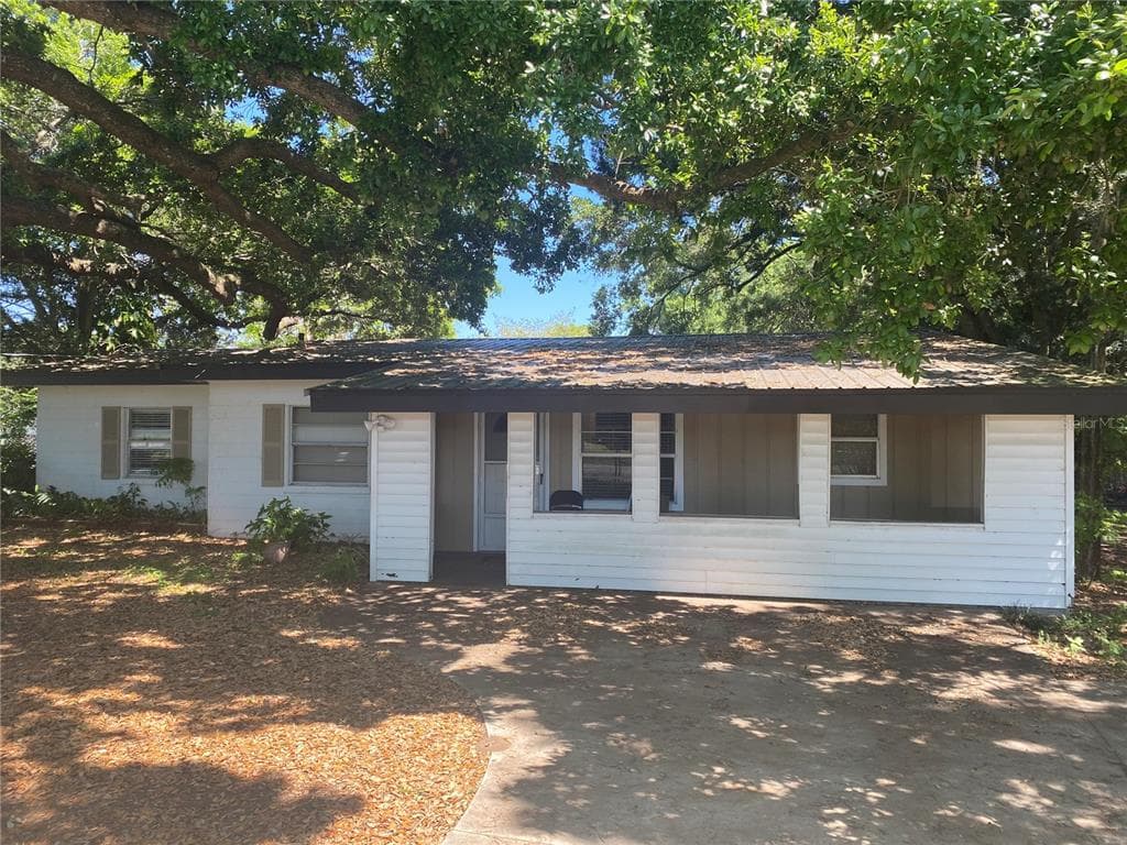 115 N PARSONS AVENUE SEFFNER, FL 33584