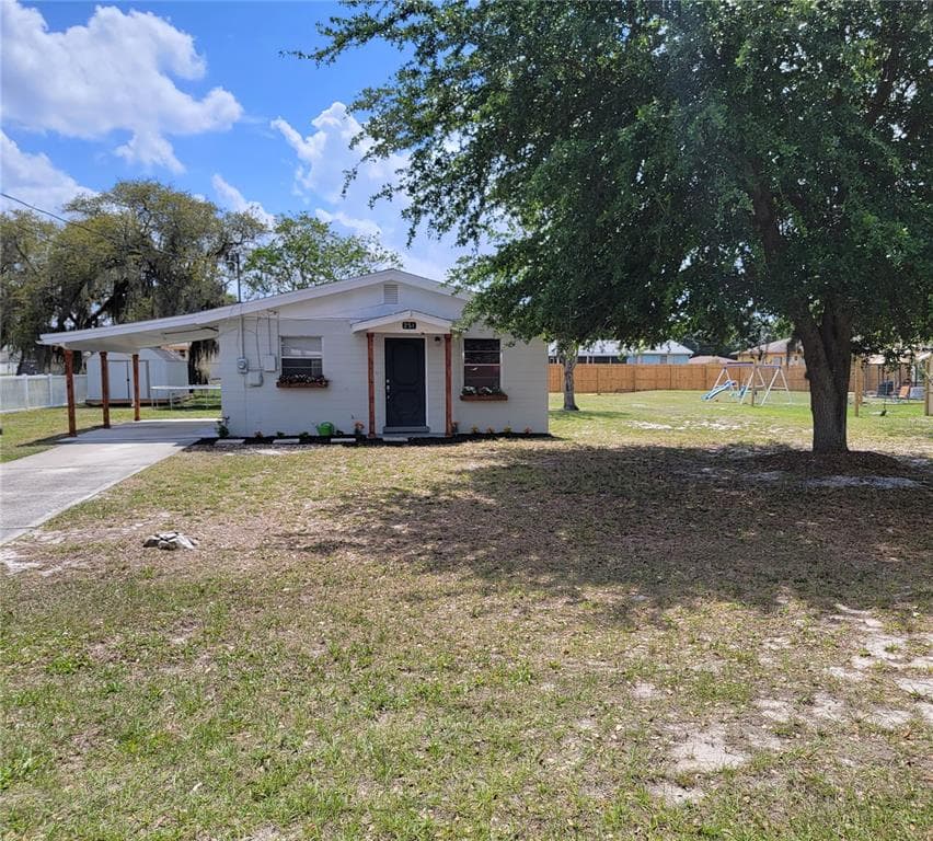 251 HARRISON STREET LAKE WALES, FL 33859
