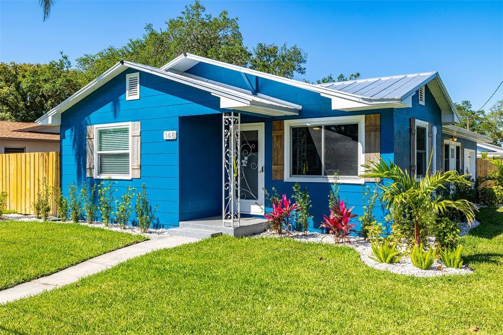 148 HIGHLAND AVENUE DUNEDIN, FL 34698