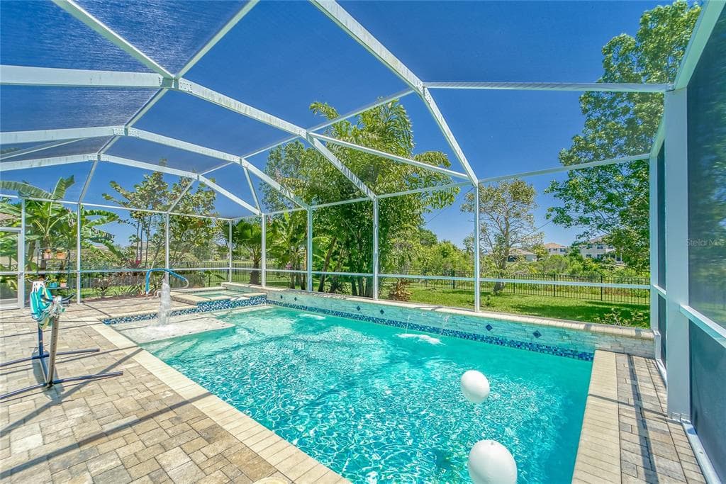 5241 MOON SHELL DRIVE APOLLO BEACH, FL 33572