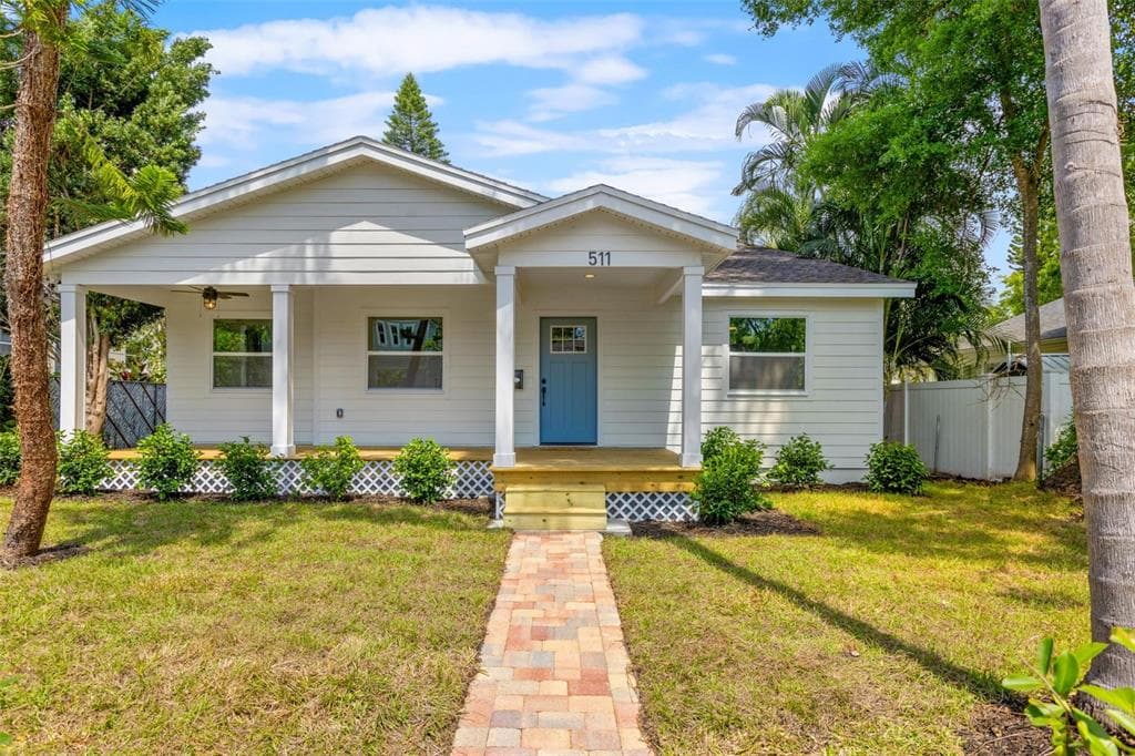 511 25TH AVENUE N ST PETERSBURG, FL 33704