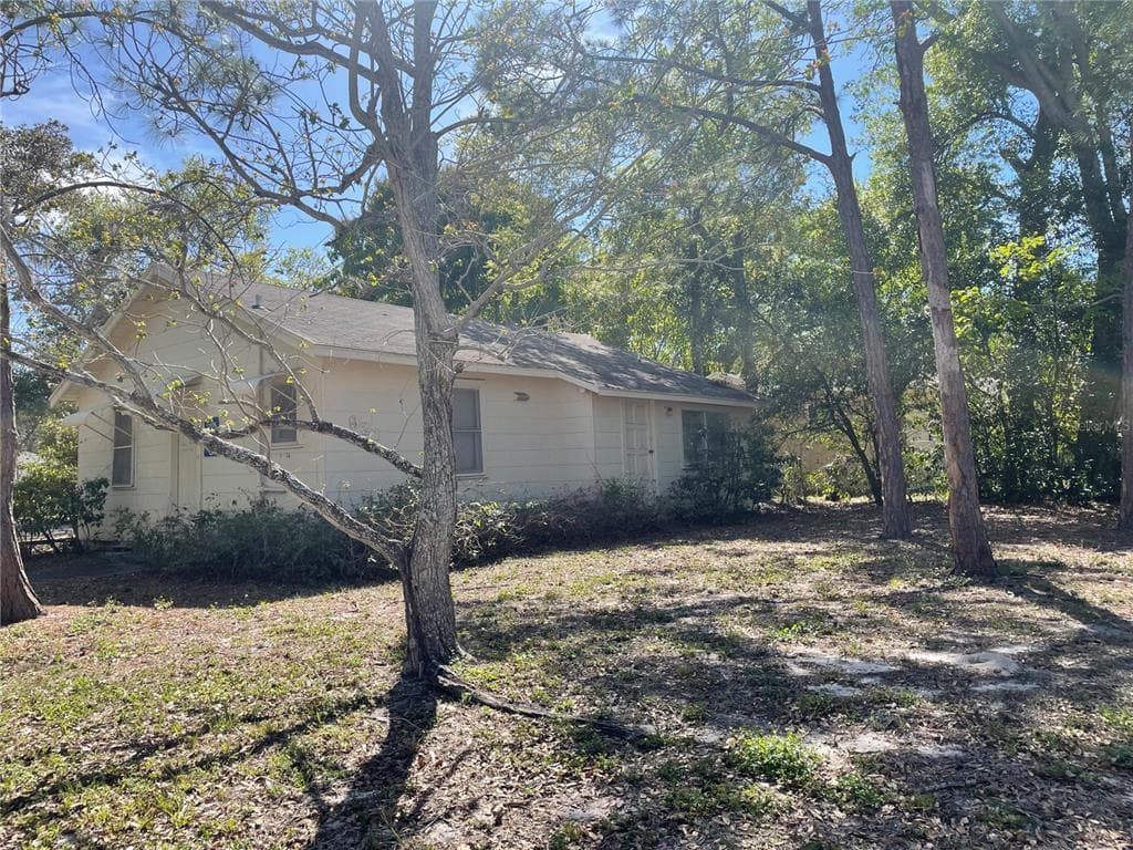 921 GRAND CENTRAL STREET CLEARWATER, FL 33756