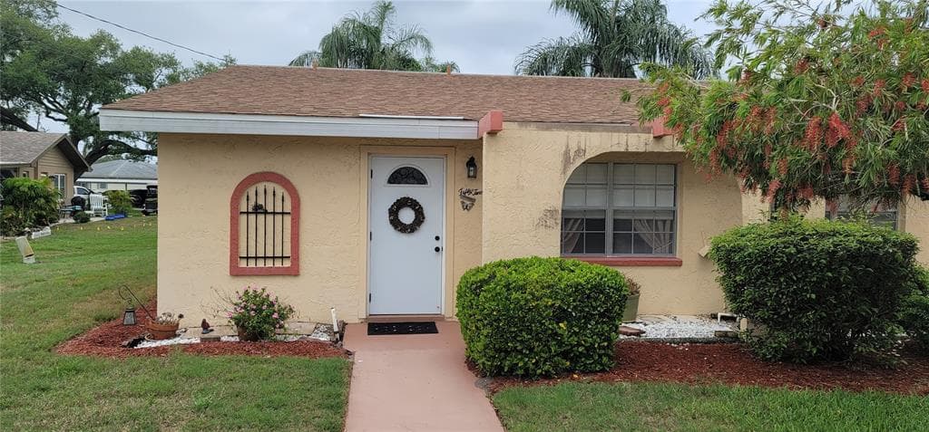 401 DORCHESTER PLACE UNIT 52 SUN CITY CENTER, FL 33573