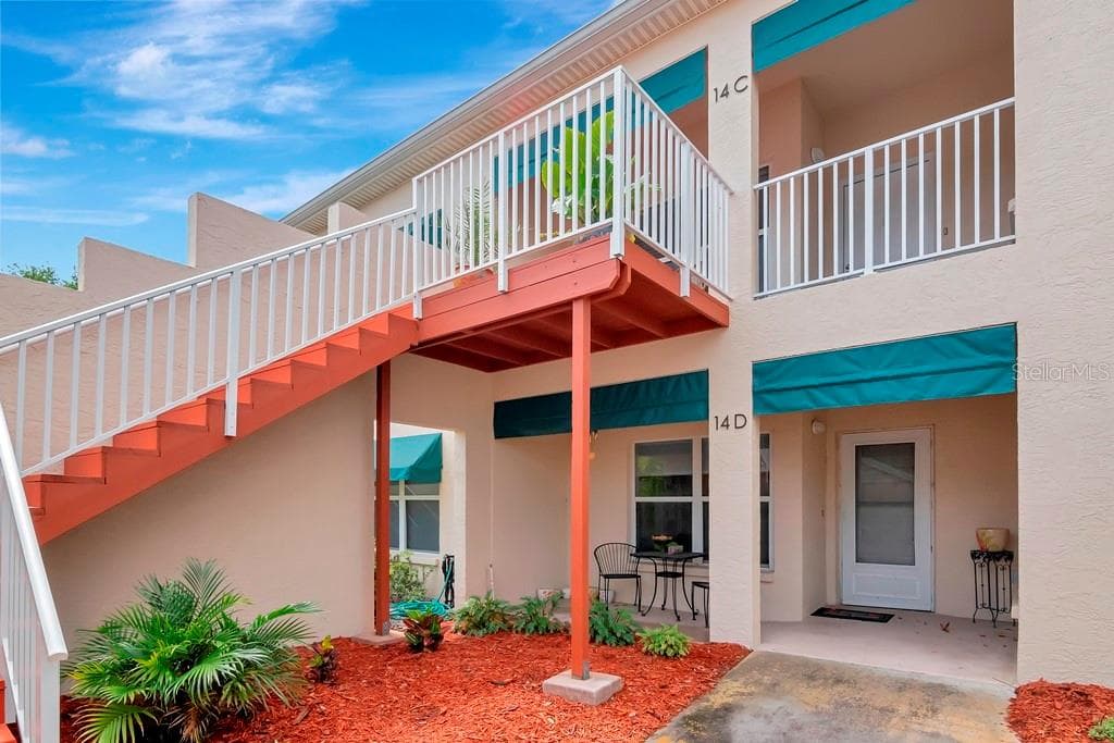 6330 99TH WAY N UNIT 14C ST PETERSBURG, FL 33708