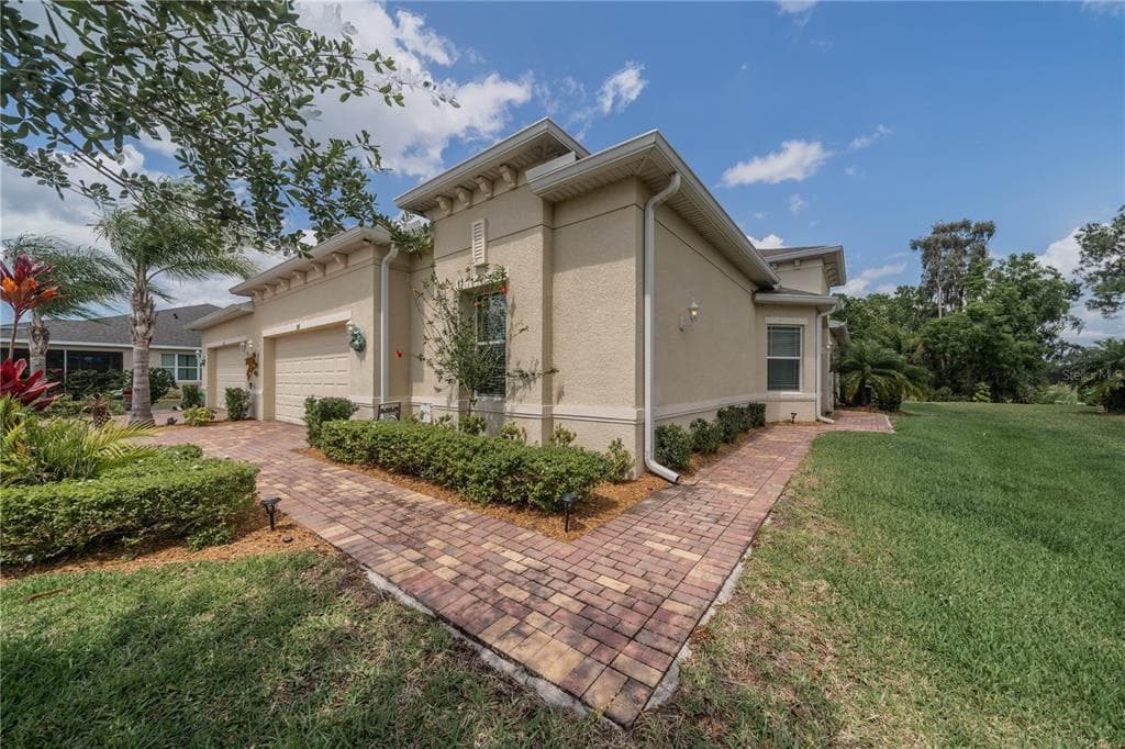 309 CRYSTAL DOWNS COURT SUN CITY CENTER, FL 33573