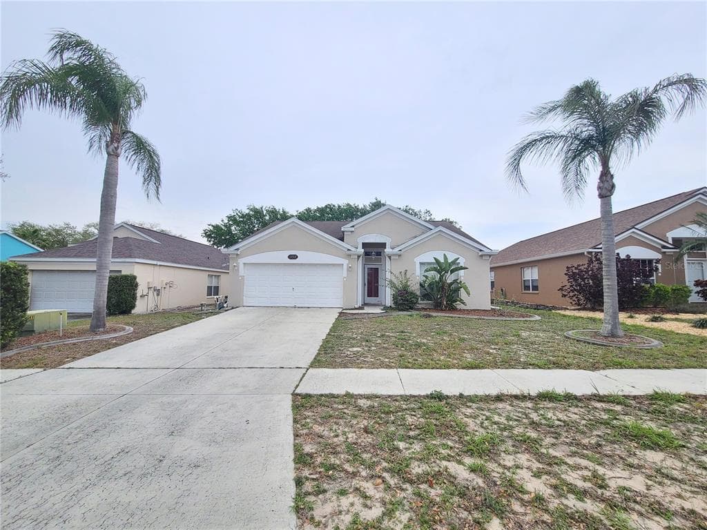 1752 BIARRITZ CIRCLE TARPON SPRINGS, FL 34689