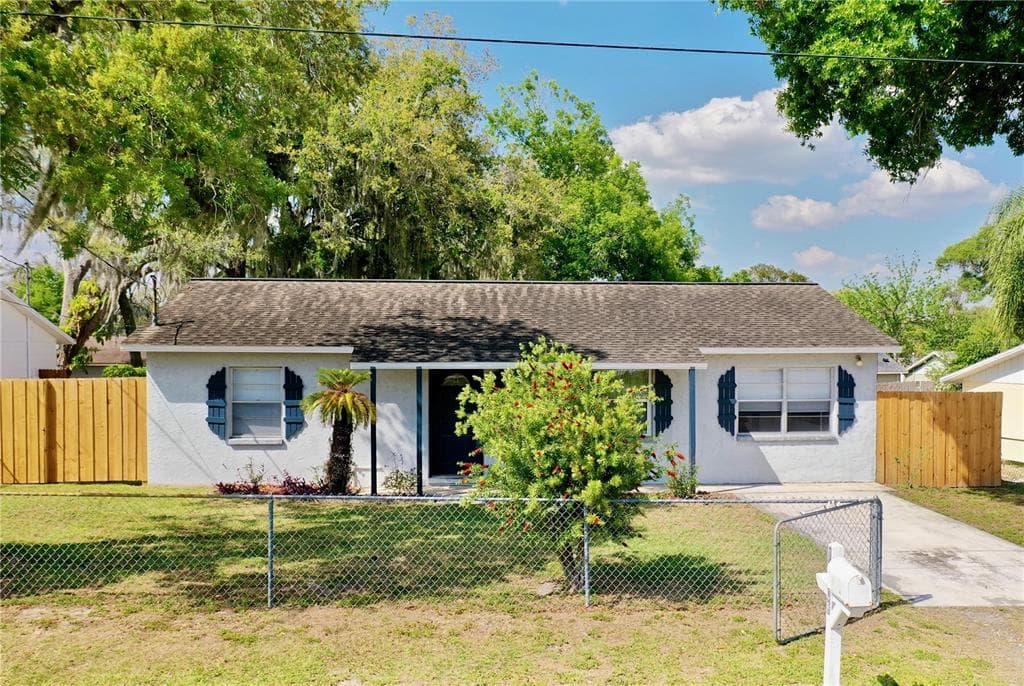 11108 HAPPY ACRES LANE RIVERVIEW, FL 33578