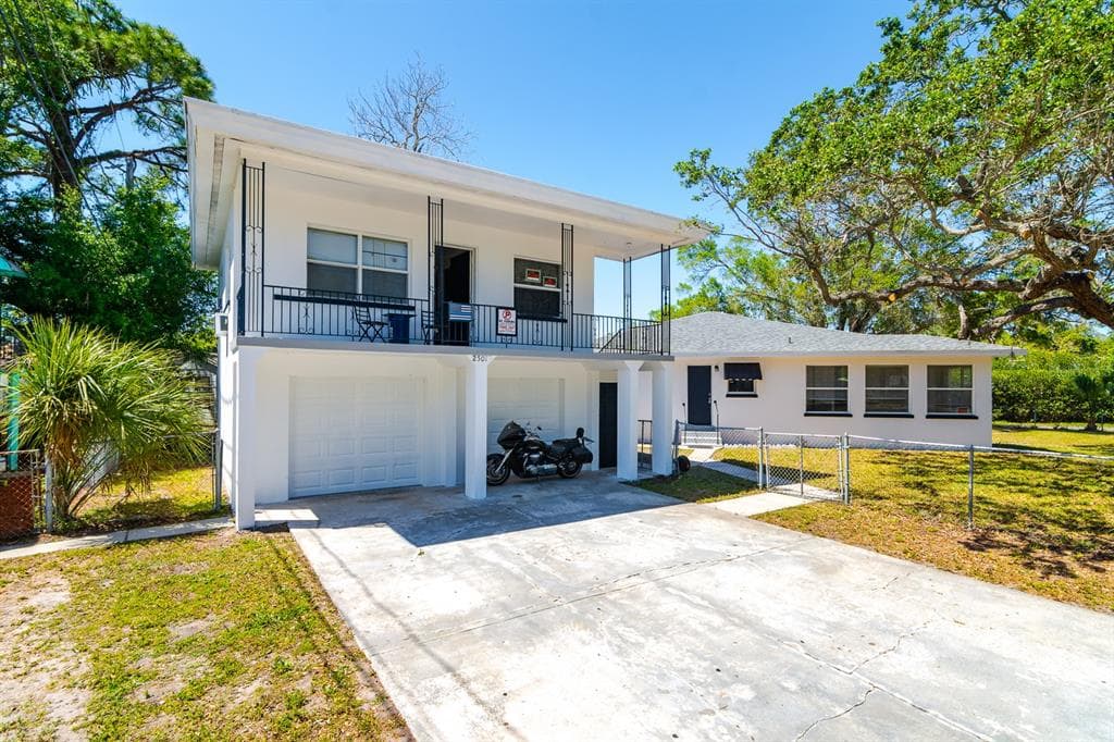 2501 7TH STREET S ST PETERSBURG, FL 33705
