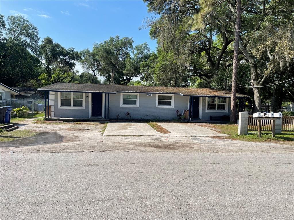 1207 E 140TH AVENUE UNIT A-D TAMPA, FL 33613