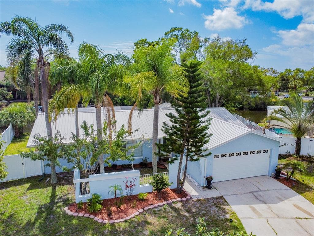 5809 IMPERIAL KEY TAMPA, FL 33615