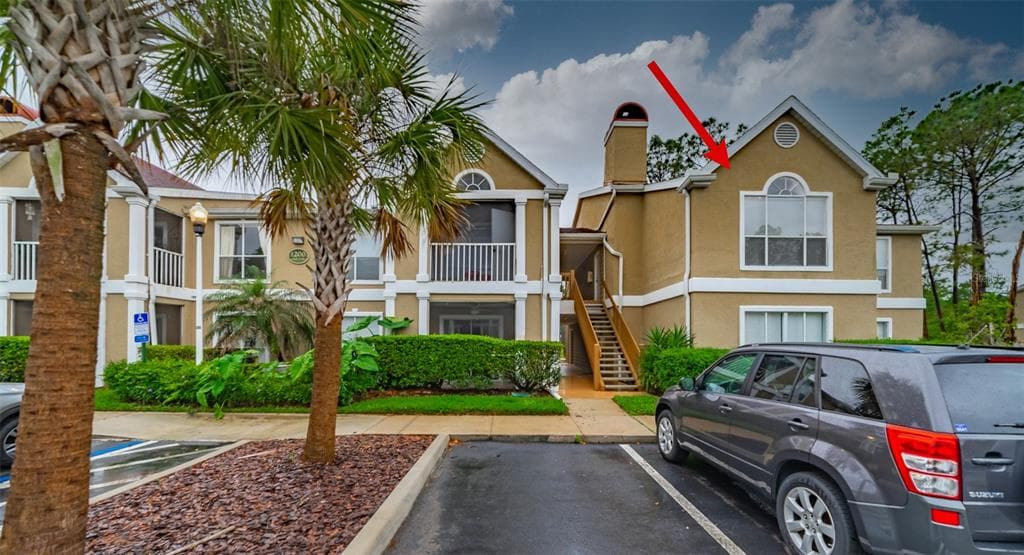 9481 HIGHLAND OAK DR UNIT 1215 TAMPA, FL 33647