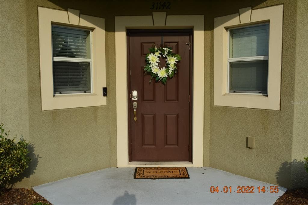 31142 GOSSAMER WAY WESLEY CHAPEL, FL 33543