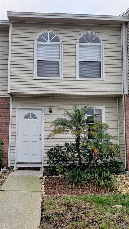 7522 HOLLOWELL DRIVE TAMPA, FL 33615