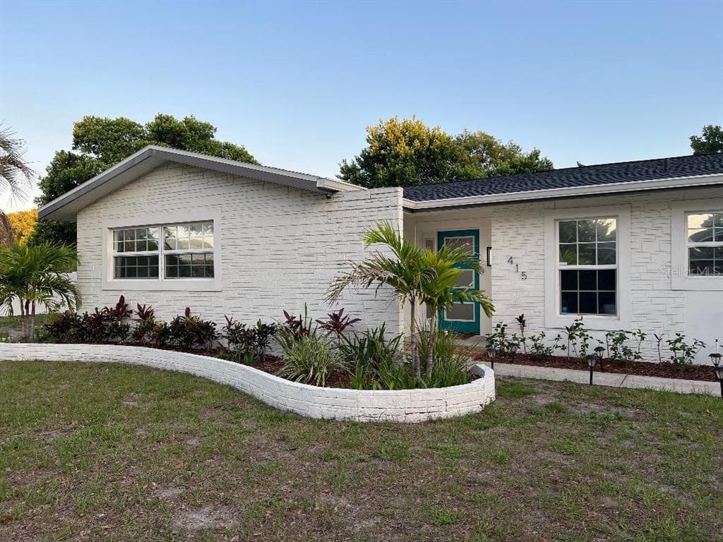 415 7TH AVENUE SW LARGO, FL 33770