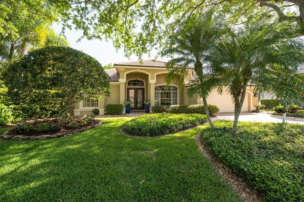 6324 THORNDON CIRCLE UNIVERSITY PARK, FL 34201