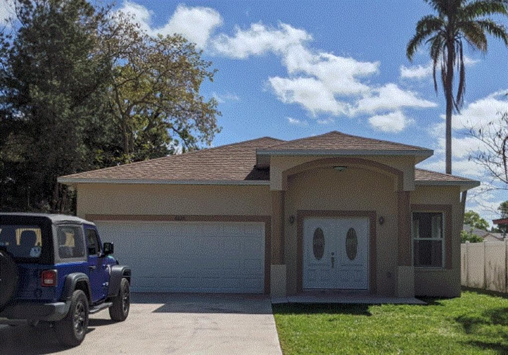 4635 SUNNYDALE LANE N ST PETERSBURG, FL 33709