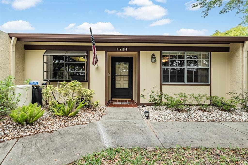11210 DOLLAR LAKE DRIVE UNIT 1 PORT RICHEY, FL 34668