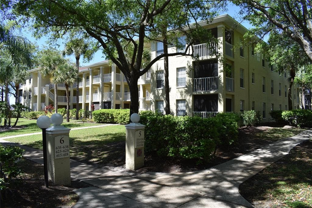 2690 CORAL LANDINGS BOULEVARD UNIT 533
