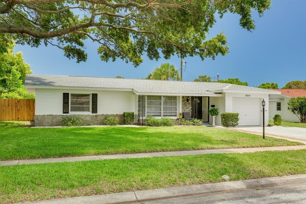 5874 29TH AVENUE N ST PETERSBURG, FL 33710