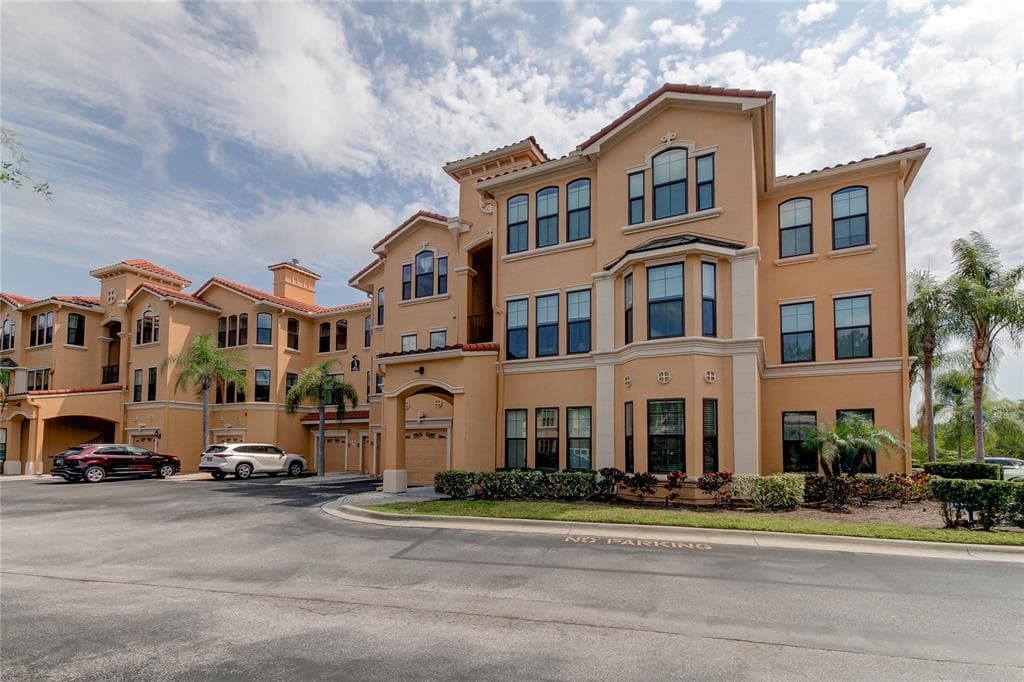 2721 VIA MURANO UNIT 333 CLEARWATER, FL 33764