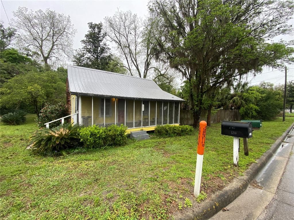 18428 NW 237TH STREET HIGH SPRINGS, FL 32643