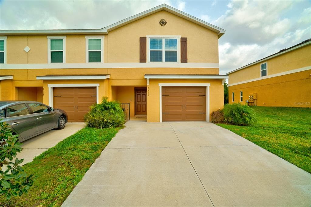 7316 MERLOT SIENNA AVENUE GIBSONTON, FL 33534