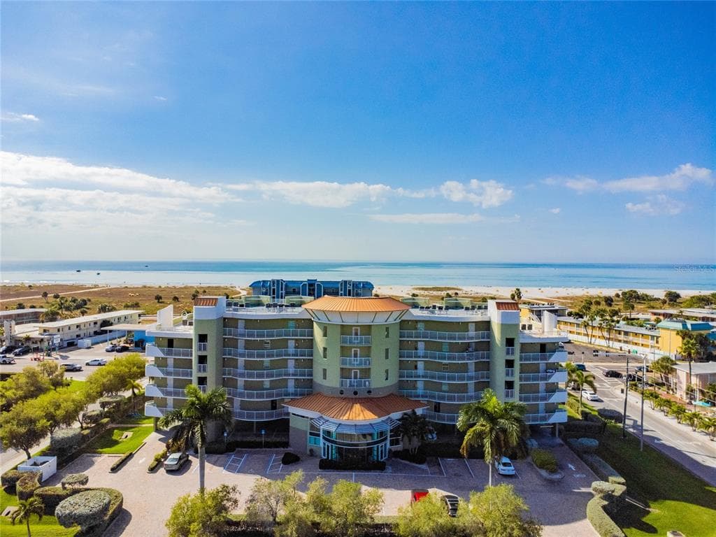 11605 GULF BOULEVARD UNIT 602 TREASURE ISLAND, FL 33706