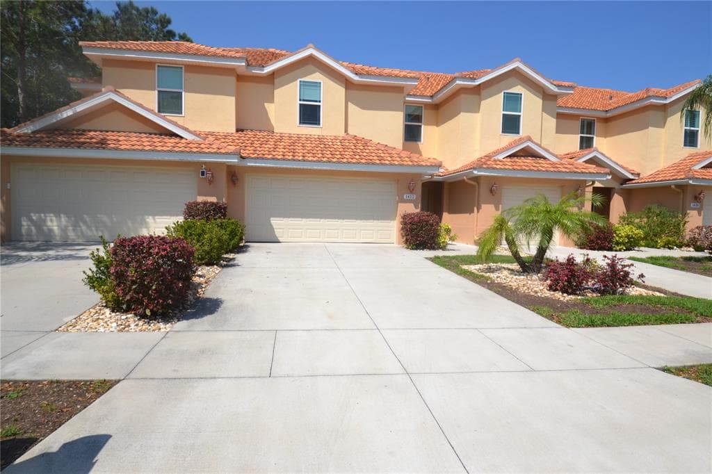 1412 RIDGE TERRACE TARPON SPRINGS, FL 34689