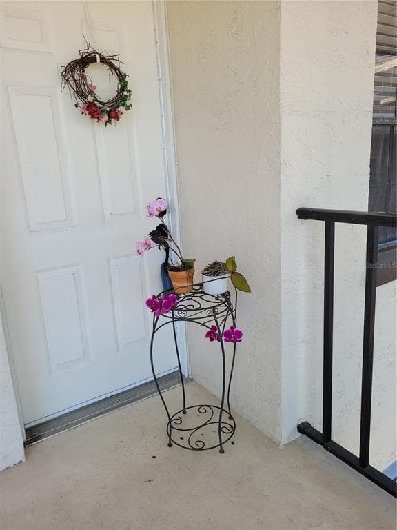 2400 WINDING CREEK BOULEVARD UNIT 20B-204 CLEARWATER, FL 33761
