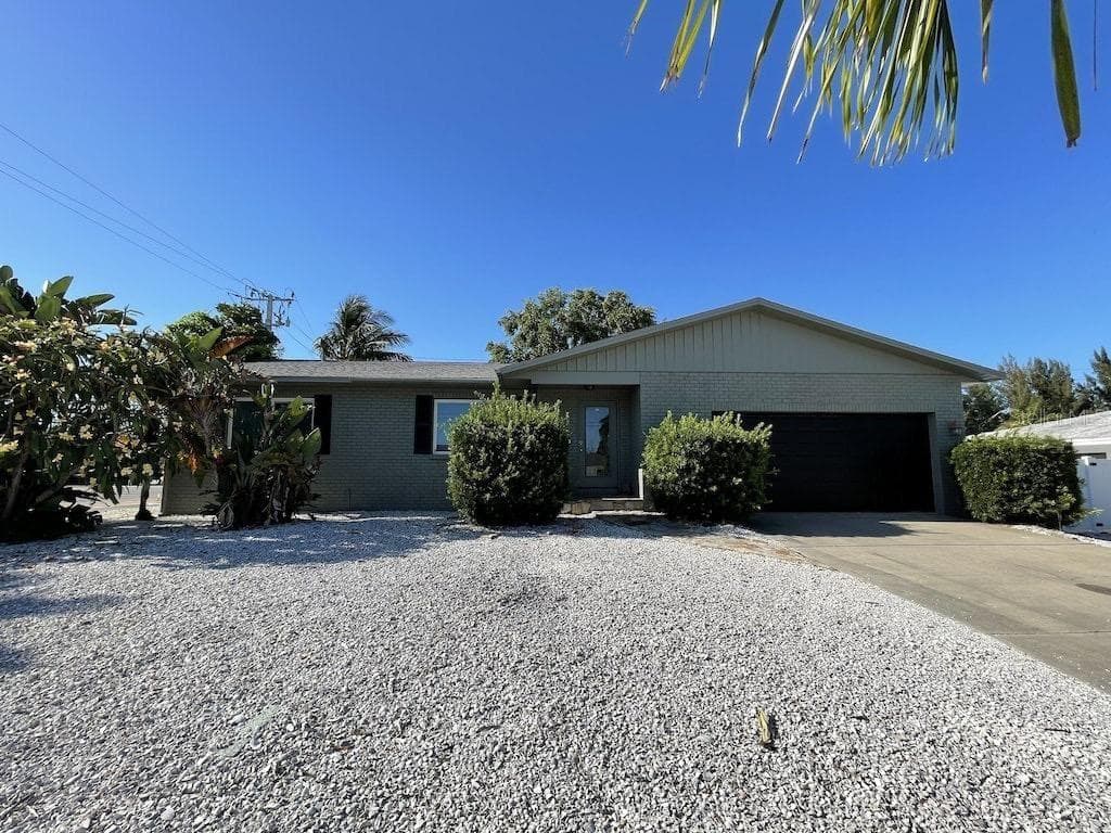 9111 KINGSTON ROAD BRADENTON, FL 34210