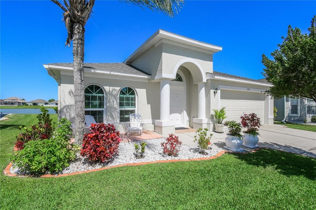 7128 HUMBER CIRCLE WESLEY CHAPEL, FL 33545