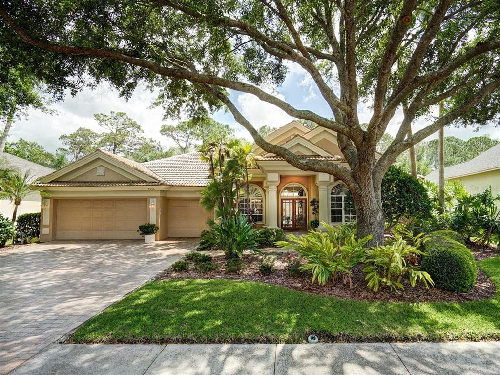 4056 LIGUSTRUM DRIVE PALM HARBOR, FL 34685