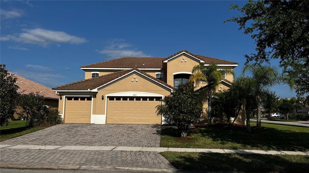 3843 GOLDEN FEATHER WAY KISSIMMEE, FL 34746