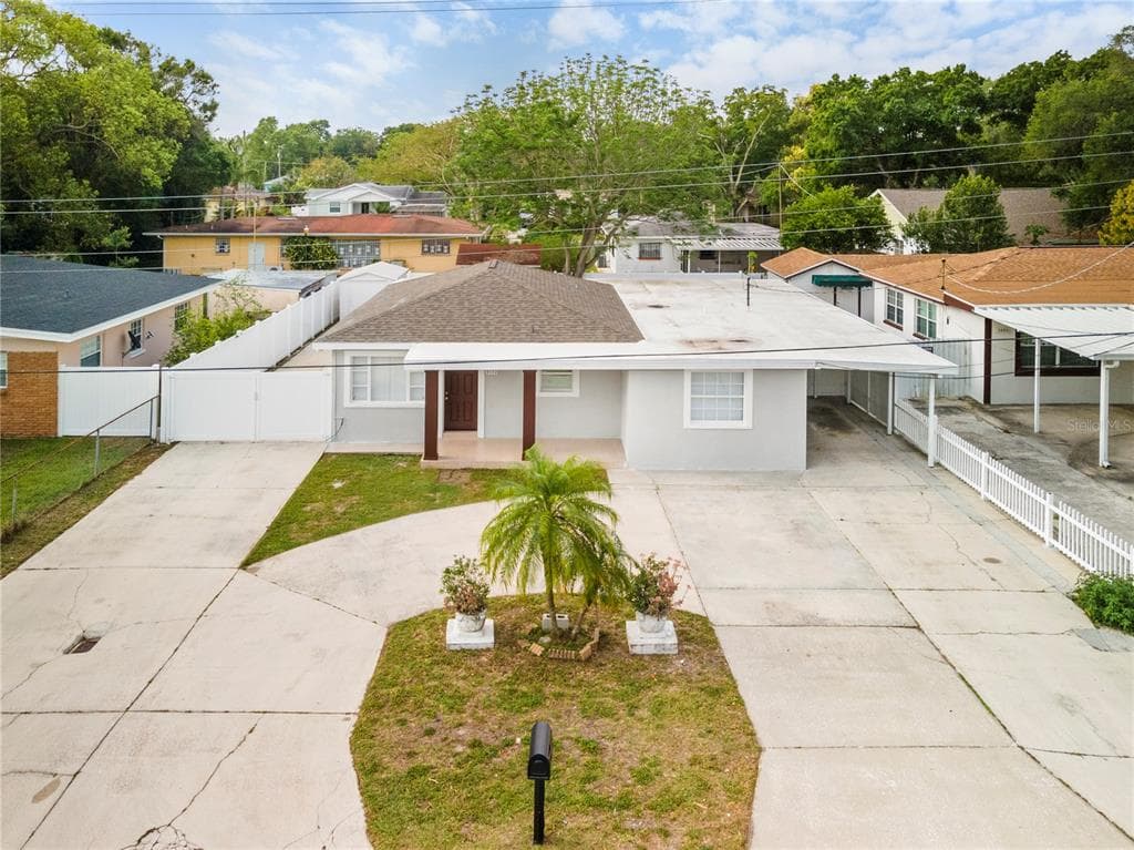 3112 W BEACH STREET TAMPA, FL 33607