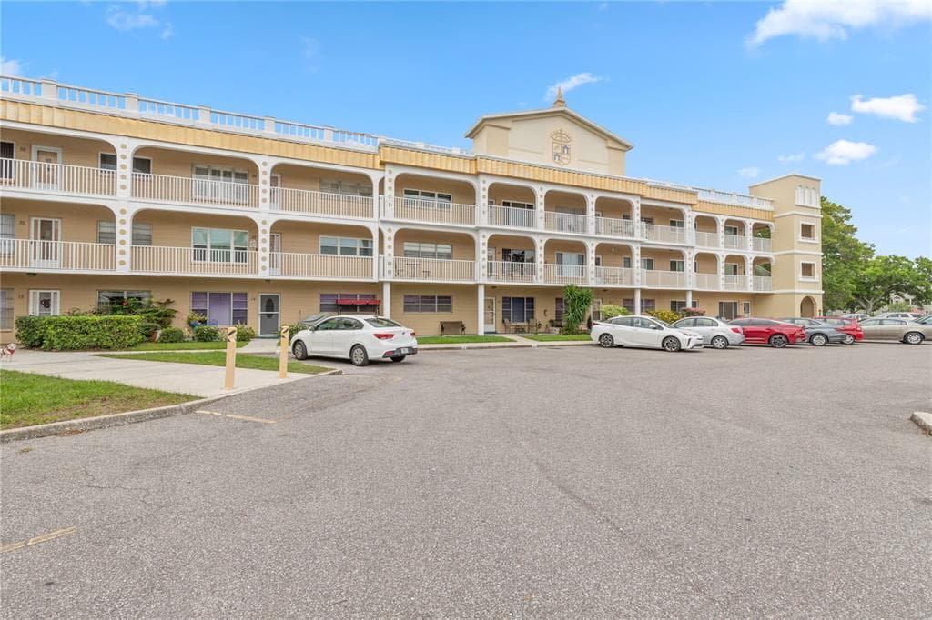 2320 BRISBANE STREET UNIT 56 CLEARWATER, FL 33763