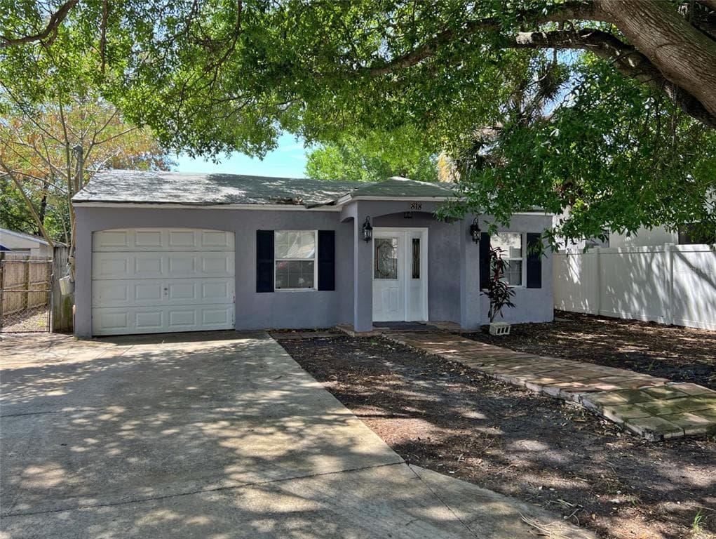 3818 S RANDALL STREET TAMPA, FL 33611