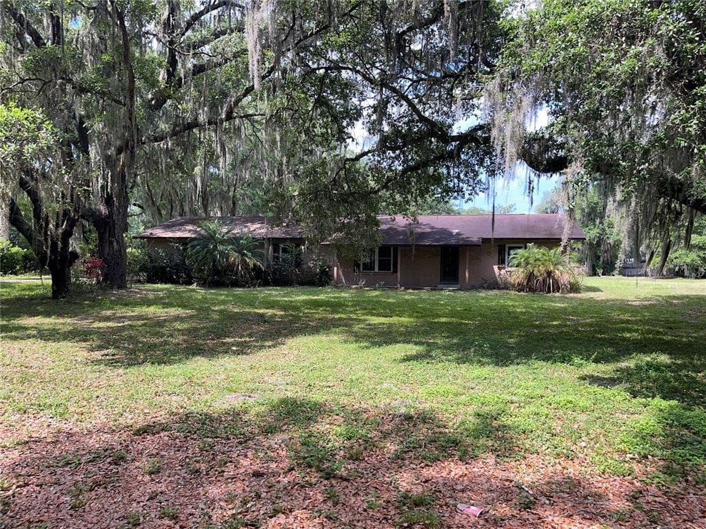5615 YATES ROAD LAKELAND, FL 33811