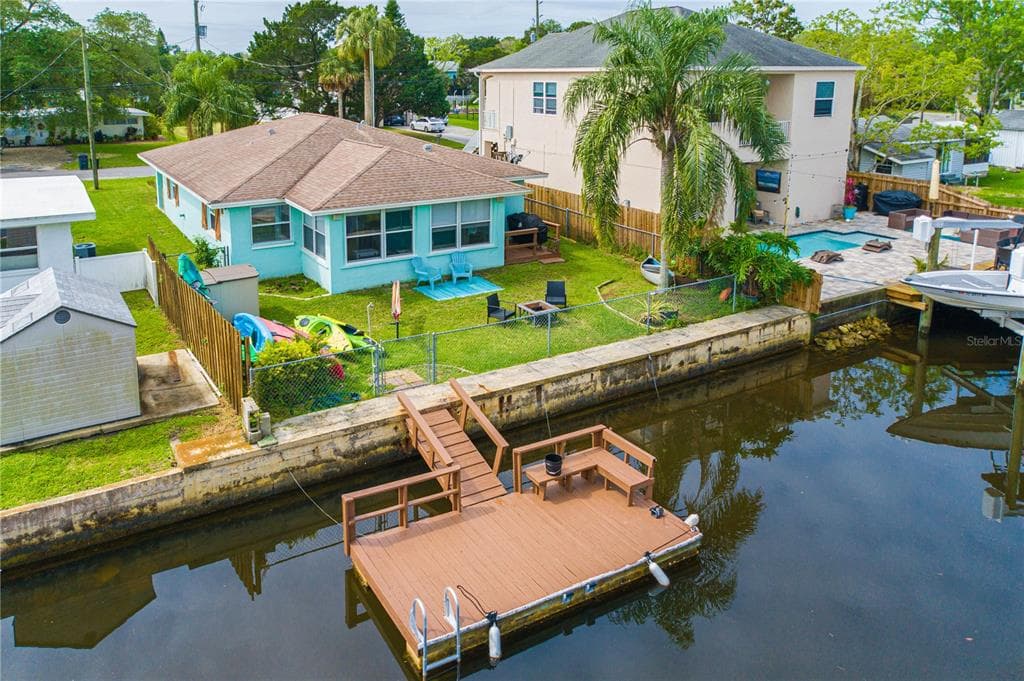7027 MCCRAY DRIVE HUDSON, FL 34667