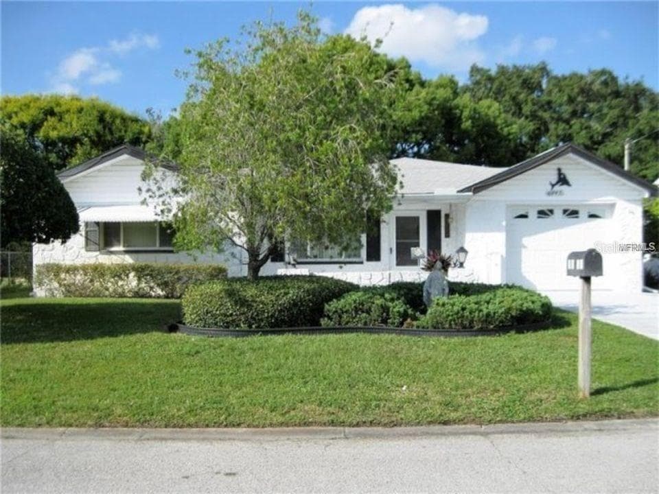 6347 NEARCO DRIVE PORT RICHEY, FL 34668