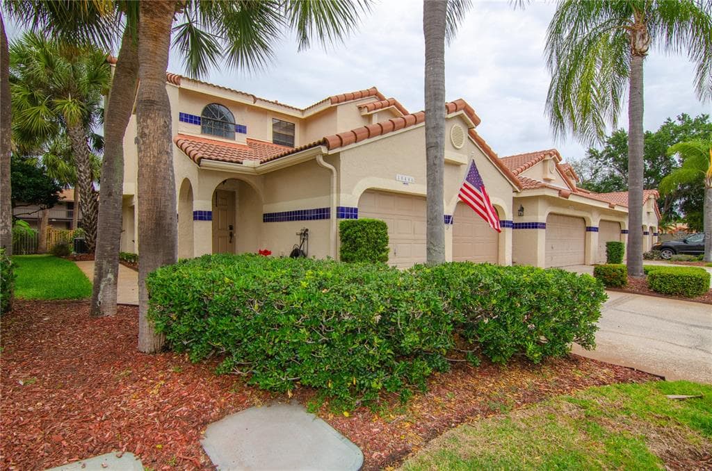 10486 SAINT TROPEZ PLACE UNIT 201 TAMPA, FL 33615