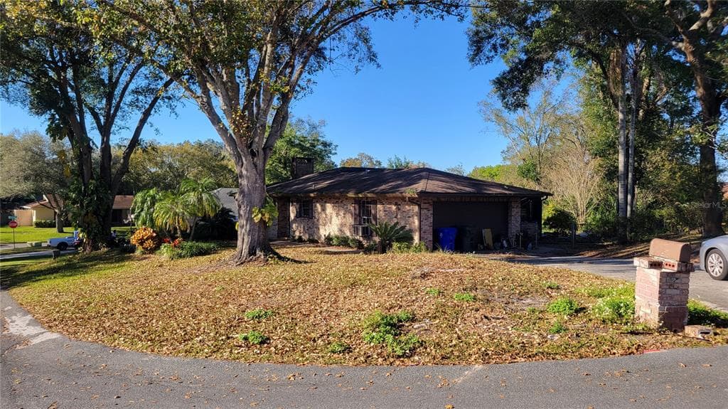 4950 FOXRUN LANE LAKELAND, FL 33813