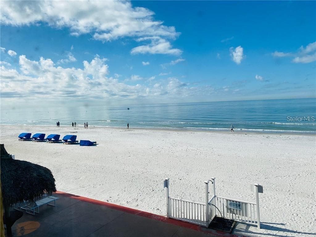 17248 GULF BOULEVARD UNIT 25 NORTH REDINGTON BEACH, FL 33708