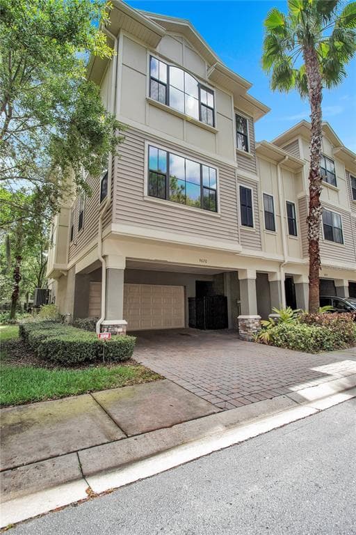 9620 BAY GROVE LANE TAMPA, FL 33615