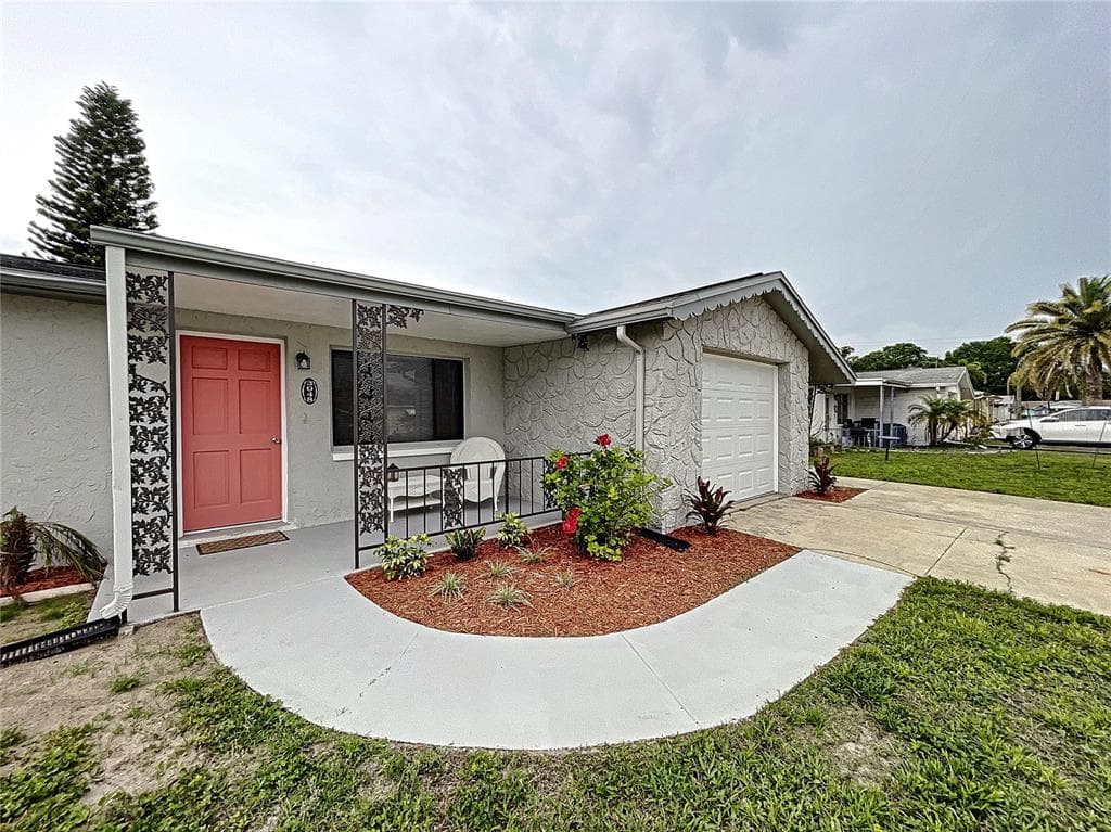 3048 SALISBURY DRIVE HOLIDAY, FL 34691