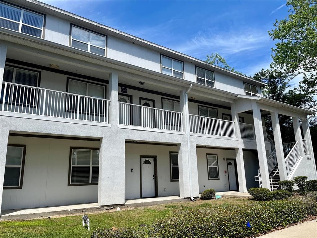 6519 W NEWBERRY ROAD UNIT A11 GAINESVILLE, FL 32605