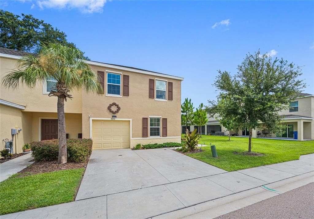 9973 HOUND CHASE DRIVE GIBSONTON, FL 33534